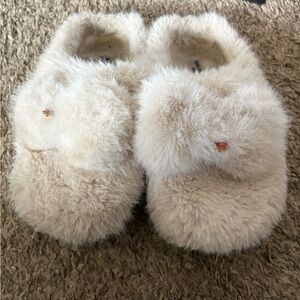 Cozy Cream Women's Slippers